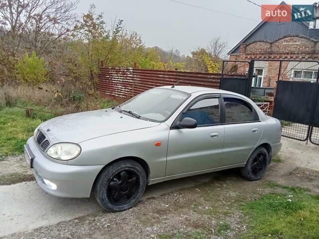 Серый Дэу Ланос, объемом двигателя 1.6 л и пробегом 224 тыс. км за 2000 $, фото 6 на Automoto.ua