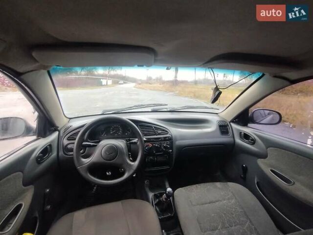 Серый Дэу Ланос, объемом двигателя 1.5 л и пробегом 300 тыс. км за 750 $, фото 2 на Automoto.ua