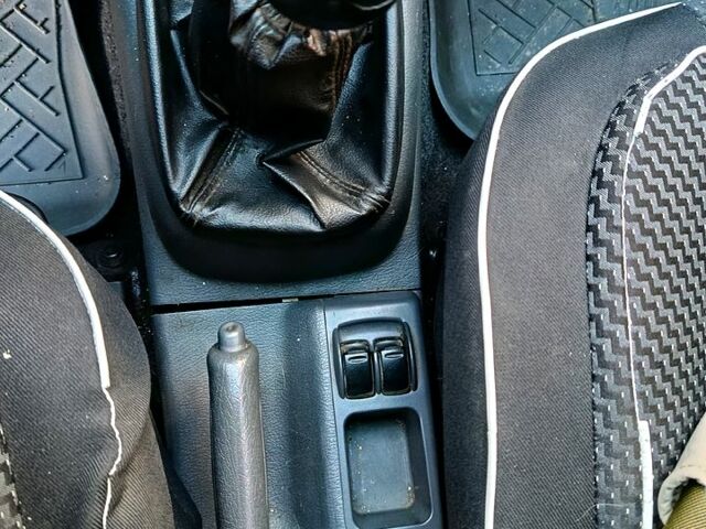 Сірий Деу Ланос, об'ємом двигуна 1.5 л та пробігом 0 тис. км за 1800 $, фото 6 на Automoto.ua