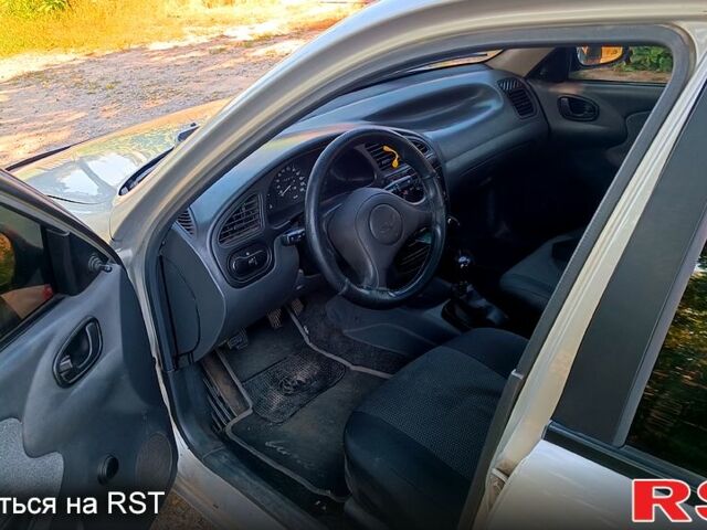 Серый Дэу Ланос, объемом двигателя 1.5 л и пробегом 306 тыс. км за 2300 $, фото 3 на Automoto.ua