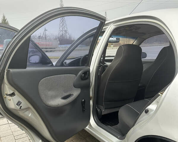 Сірий Деу Ланос, об'ємом двигуна 1.5 л та пробігом 192 тис. км за 1850 $, фото 6 на Automoto.ua