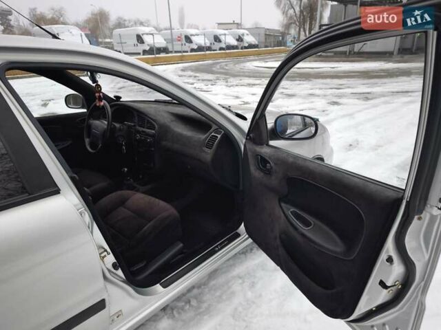 Серый Дэу Ланос, объемом двигателя 1.6 л и пробегом 237 тыс. км за 2800 $, фото 5 на Automoto.ua