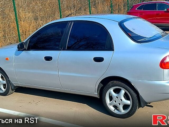 Сірий Деу Ланос, об'ємом двигуна 1.5 л та пробігом 254 тис. км за 2400 $, фото 1 на Automoto.ua