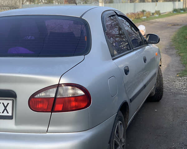 Сірий Деу Ланос, об'ємом двигуна 1.6 л та пробігом 332 тис. км за 2600 $, фото 2 на Automoto.ua