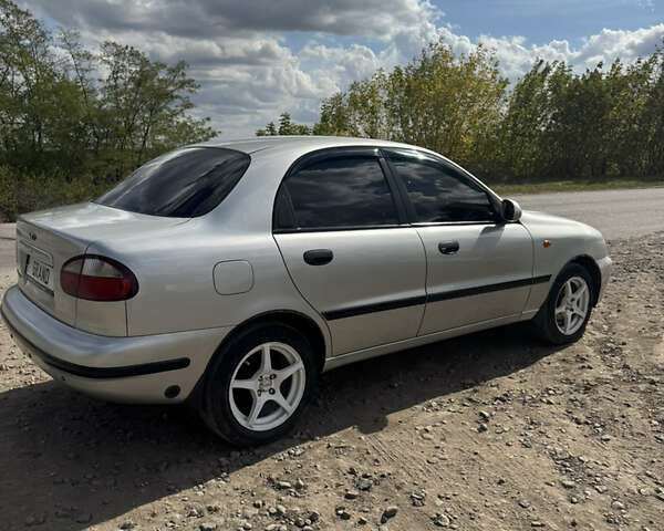 Сірий Деу Ланос, об'ємом двигуна 1.5 л та пробігом 200 тис. км за 3200 $, фото 3 на Automoto.ua