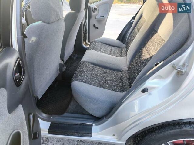 Дэу Ланос 2005 в Казатине на Automoto.ua Серый Дэу Ланос, объемом двигателя 1.5 л и пробегом 288 тыс. км за 2499 $, фото 17 на Automoto.ua