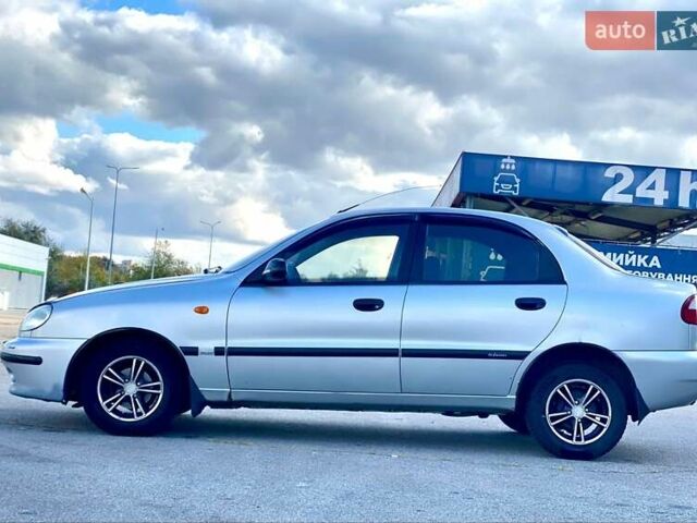 Серый Дэу Ланос, объемом двигателя 1.5 л и пробегом 243 тыс. км за 2600 $, фото 2 на Automoto.ua