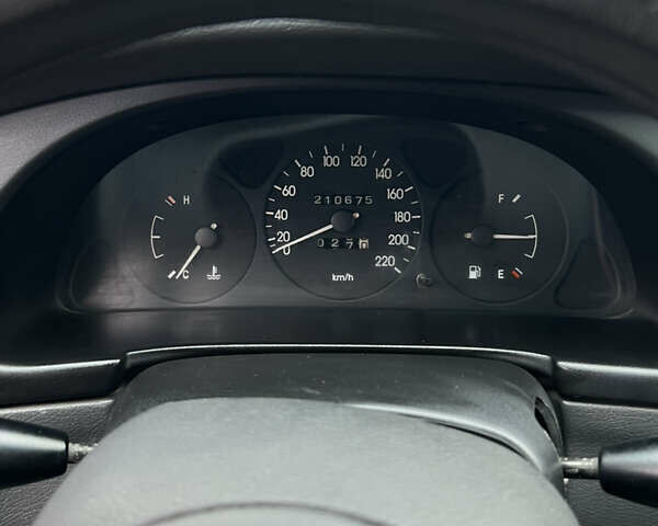 Сірий Деу Ланос, об'ємом двигуна 1.5 л та пробігом 210 тис. км за 2490 $, фото 29 на Automoto.ua