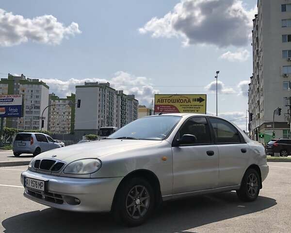 Серый Дэу Ланос, объемом двигателя 1.5 л и пробегом 292 тыс. км за 2500 $, фото 1 на Automoto.ua