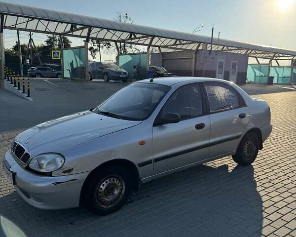 Серый Дэу Ланос, объемом двигателя 1.5 л и пробегом 286 тыс. км за 2200 $, фото 3 на Automoto.ua