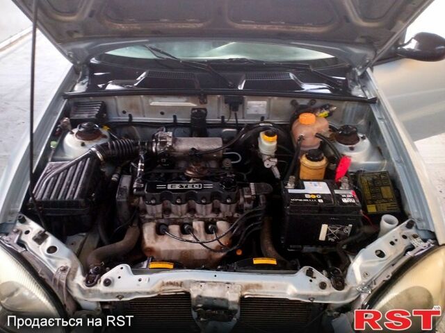 Серый Дэу Ланос, объемом двигателя 1.5 л и пробегом 230 тыс. км за 1050 $, фото 4 на Automoto.ua