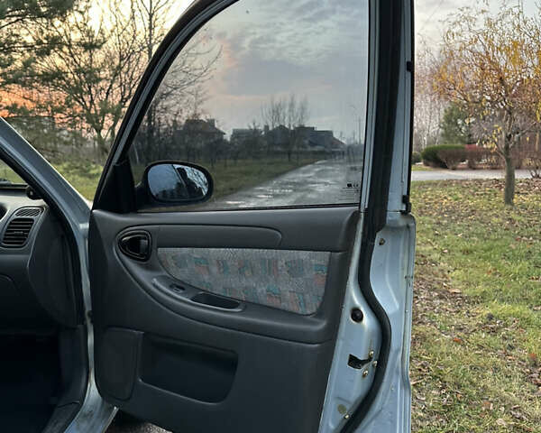 Сірий Деу Ланос, об'ємом двигуна 1.5 л та пробігом 265 тис. км за 1900 $, фото 13 на Automoto.ua