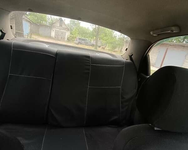 Серый Дэу Ланос, объемом двигателя 1.5 л и пробегом 225 тыс. км за 2500 $, фото 2 на Automoto.ua