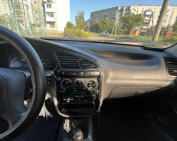 Сірий Деу Ланос, об'ємом двигуна 1.5 л та пробігом 242 тис. км за 2700 $, фото 34 на Automoto.ua