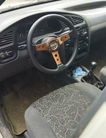 Серый Дэу Ланос, объемом двигателя 1.5 л и пробегом 350 тыс. км за 2800 $, фото 19 на Automoto.ua