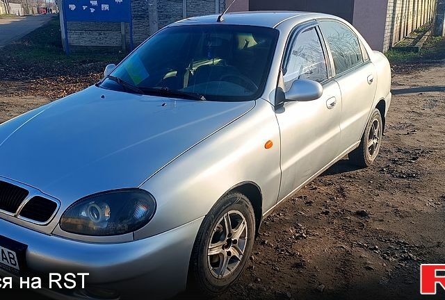 Серый Дэу Ланос, объемом двигателя 1.5 л и пробегом 255 тыс. км за 2400 $, фото 1 на Automoto.ua