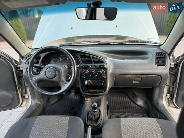 Сірий Деу Ланос, об'ємом двигуна 1.5 л та пробігом 176 тис. км за 2400 $, фото 37 на Automoto.ua