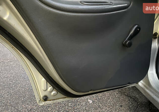 Серый Дэу Ланос, объемом двигателя 1.5 л и пробегом 306 тыс. км за 1600 $, фото 14 на Automoto.ua