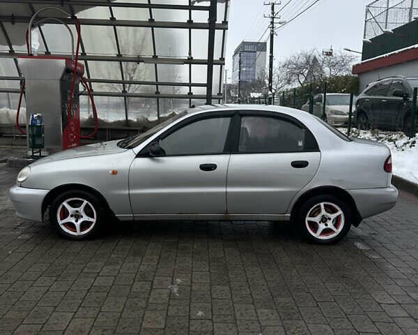 Сірий Деу Ланос, об'ємом двигуна 1.5 л та пробігом 200 тис. км за 2000 $, фото 4 на Automoto.ua