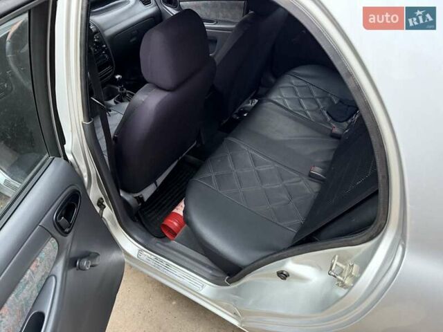 Серый Дэу Ланос, объемом двигателя 1.5 л и пробегом 170 тыс. км за 3200 $, фото 5 на Automoto.ua