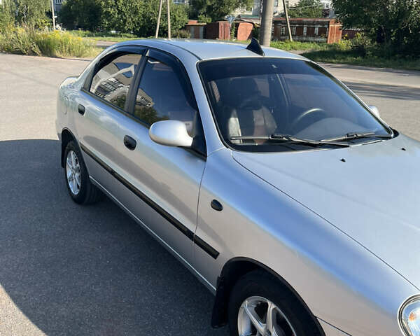Сірий Деу Ланос, об'ємом двигуна 1.5 л та пробігом 242 тис. км за 2700 $, фото 2 на Automoto.ua