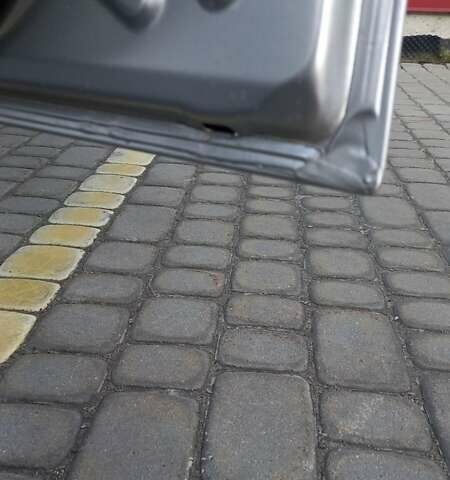 Серый Дэу Ланос, объемом двигателя 1.5 л и пробегом 290 тыс. км за 2100 $, фото 24 на Automoto.ua