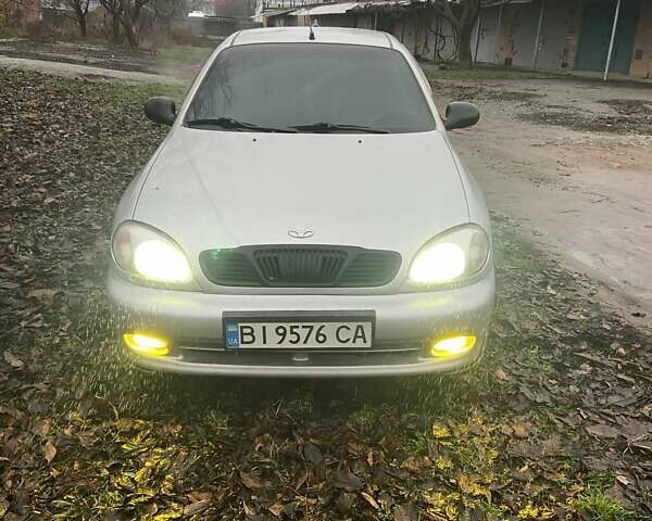 Сірий Деу Ланос, об'ємом двигуна 1.5 л та пробігом 200 тис. км за 2400 $, фото 5 на Automoto.ua
