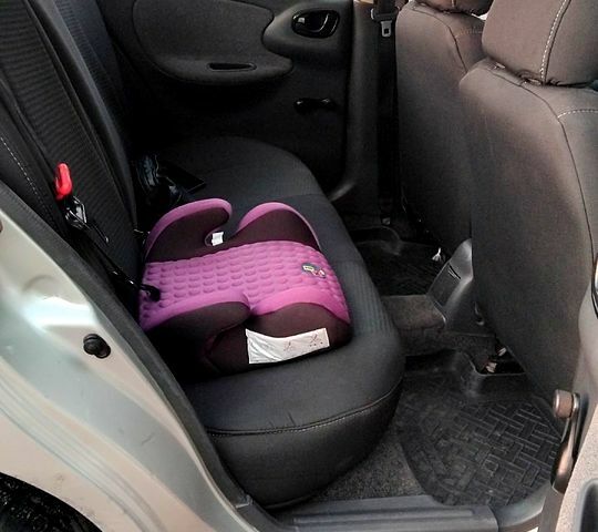 Сірий Деу Ланос, об'ємом двигуна 1.5 л та пробігом 108 тис. км за 2500 $, фото 7 на Automoto.ua