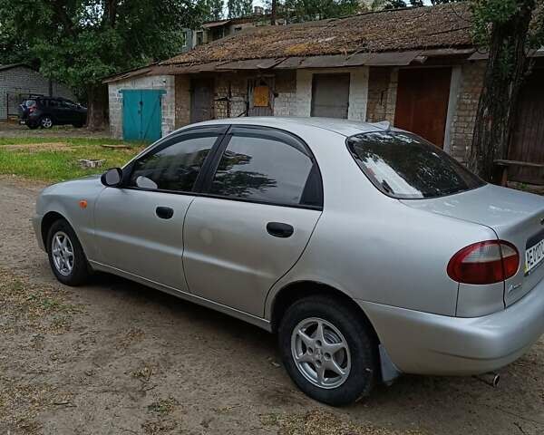 Серый Дэу Ланос, объемом двигателя 1.5 л и пробегом 225 тыс. км за 2500 $, фото 4 на Automoto.ua