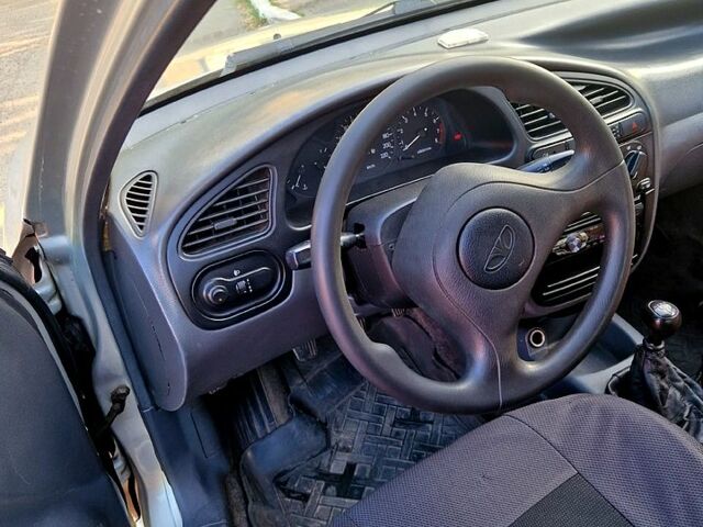 Серый Дэу Ланос, объемом двигателя 1.5 л и пробегом 197 тыс. км за 2650 $, фото 2 на Automoto.ua