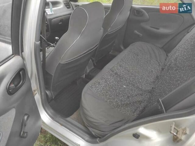 Сірий Деу Ланос, об'ємом двигуна 1.5 л та пробігом 169 тис. км за 1500 $, фото 16 на Automoto.ua