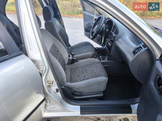 Дэу Ланос 2005 в Казатине на Automoto.ua Серый Дэу Ланос, объемом двигателя 1.5 л и пробегом 288 тыс. км за 2499 $, фото 13 на Automoto.ua