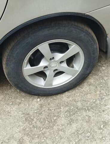 Серый Дэу Ланос, объемом двигателя 1.5 л и пробегом 350 тыс. км за 2800 $, фото 3 на Automoto.ua