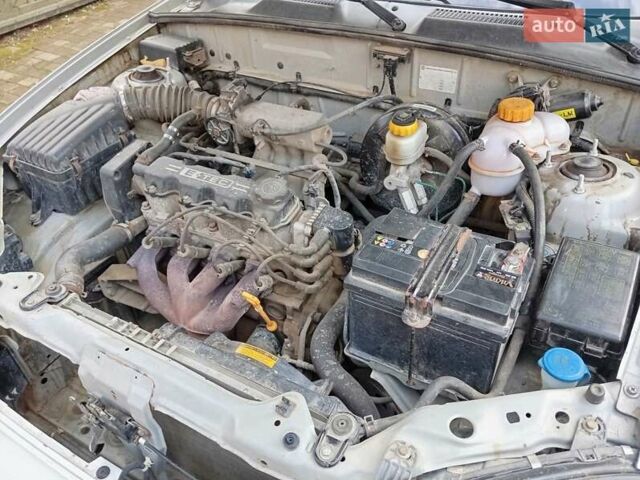 Сірий Деу Ланос, об'ємом двигуна 1.5 л та пробігом 150 тис. км за 1700 $, фото 8 на Automoto.ua