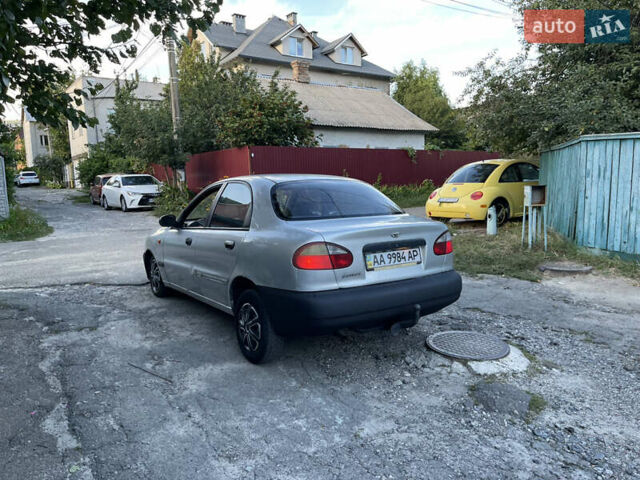 Серый Дэу Ланос, объемом двигателя 1.5 л и пробегом 220 тыс. км за 1200 $, фото 2 на Automoto.ua