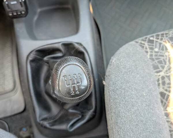 Сірий Деу Ланос, об'ємом двигуна 1.5 л та пробігом 67 тис. км за 3700 $, фото 8 на Automoto.ua