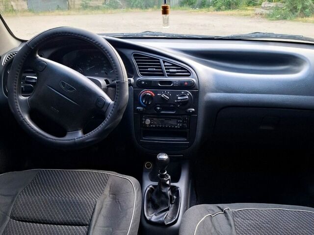 Серый Дэу Ланос, объемом двигателя 1.6 л и пробегом 159 тыс. км за 2600 $, фото 4 на Automoto.ua