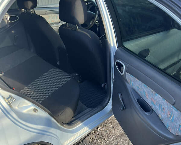 Сірий Деу Ланос, об'ємом двигуна 1.5 л та пробігом 202 тис. км за 2650 $, фото 9 на Automoto.ua