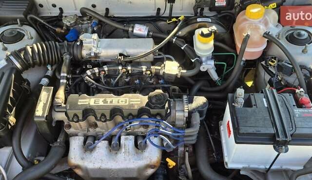 Серый Дэу Ланос, объемом двигателя 1.5 л и пробегом 163 тыс. км за 3150 $, фото 4 на Automoto.ua