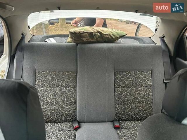 Серый Дэу Ланос, объемом двигателя 1.5 л и пробегом 134 тыс. км за 3000 $, фото 2 на Automoto.ua