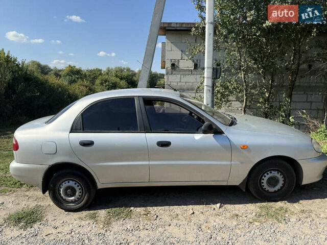 Сірий Деу Ланос, об'ємом двигуна 1.5 л та пробігом 128 тис. км за 2400 $, фото 1 на Automoto.ua