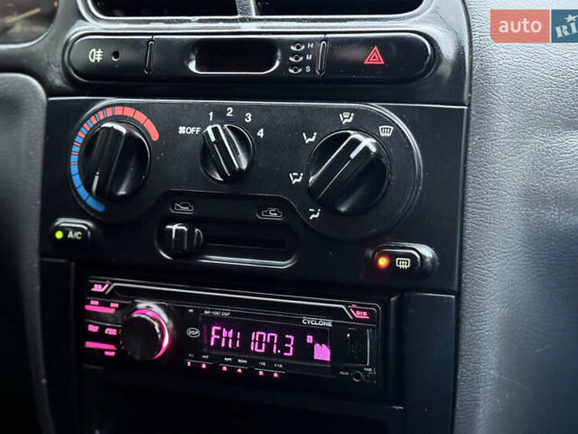 Сірий Деу Ланос, об'ємом двигуна 1.5 л та пробігом 302 тис. км за 2850 $, фото 20 на Automoto.ua