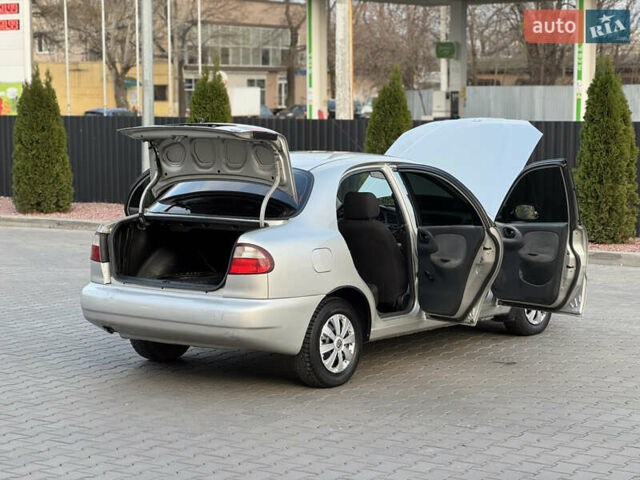 Сірий Деу Ланос, об'ємом двигуна 1.5 л та пробігом 176 тис. км за 2400 $, фото 27 на Automoto.ua