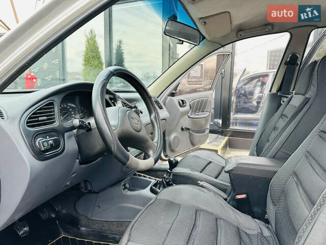 Сірий Деу Ланос, об'ємом двигуна 1.5 л та пробігом 350 тис. км за 2200 $, фото 13 на Automoto.ua