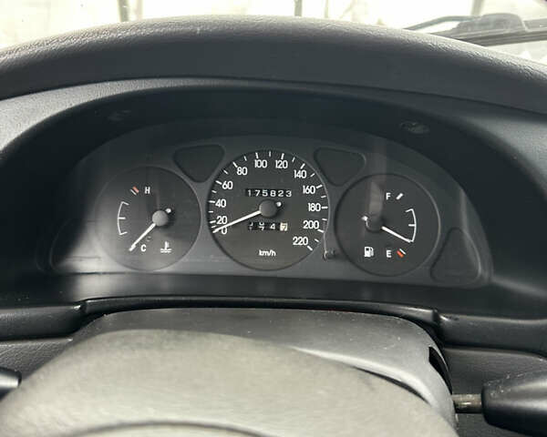 Сірий Деу Ланос, об'ємом двигуна 1.5 л та пробігом 200 тис. км за 2000 $, фото 18 на Automoto.ua