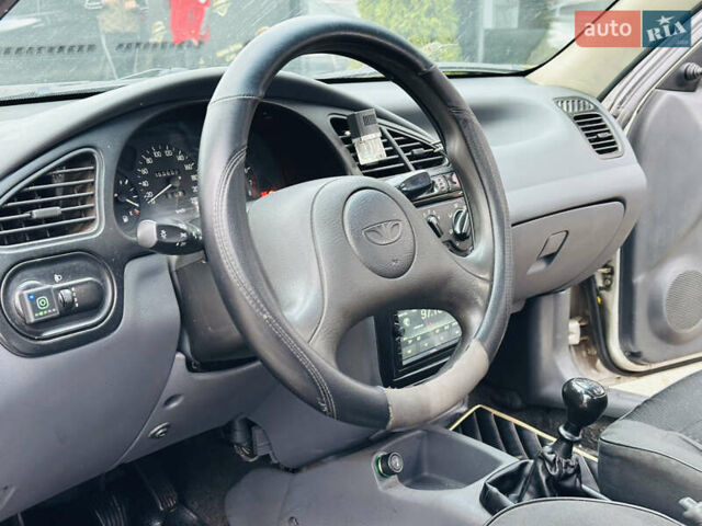 Сірий Деу Ланос, об'ємом двигуна 1.5 л та пробігом 350 тис. км за 2200 $, фото 14 на Automoto.ua
