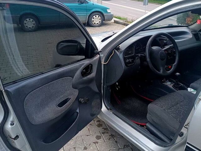 Дэу Ланос 2005 в Черновцах на Automoto.ua Серый Дэу Ланос, объемом двигателя 1.3 л и пробегом 333 тыс. км за 1999 $, фото 6 на Automoto.ua