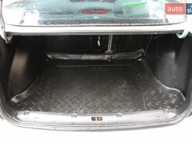 Деу Ланос 2005 у Житомирі на Automoto.ua Сірий Деу Ланос, об'ємом двигуна 1.6 л та пробігом 215 тис. км за 1750 $, фото 15 на Automoto.ua