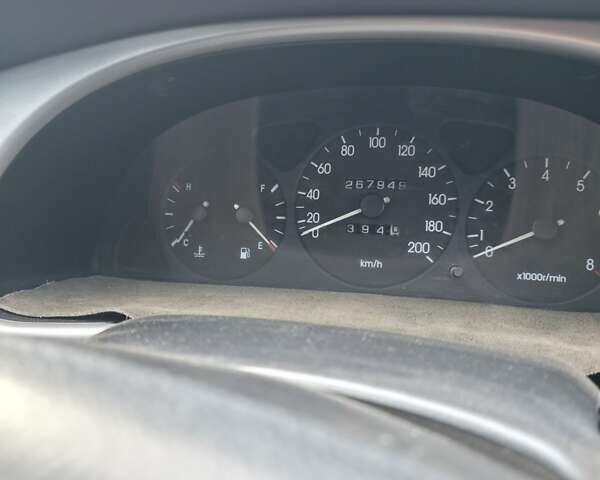 Серый Дэу Ланос, объемом двигателя 1.6 л и пробегом 268 тыс. км за 2000 $, фото 3 на Automoto.ua