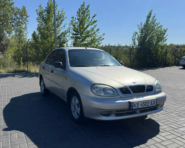 Сірий Деу Ланос, об'ємом двигуна 1.5 л та пробігом 299 тис. км за 3000 $, фото 1 на Automoto.ua
